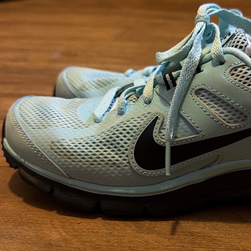 Nike Air Max Defy Glacier Ice/Black Running shoes